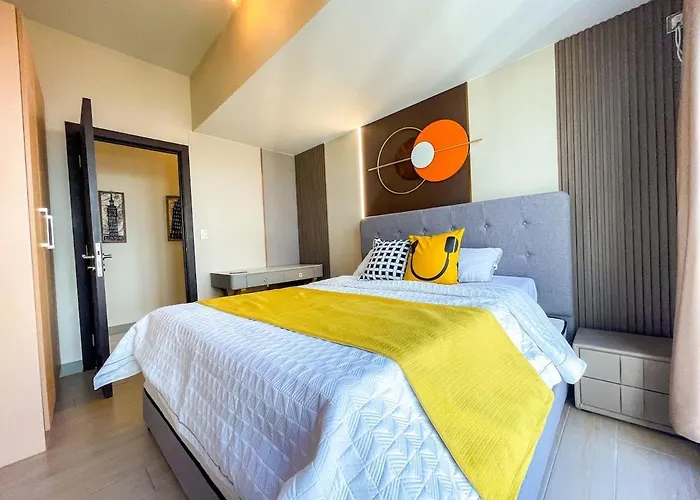 Ultra-luxury 3br Penthouse In Uptown Bgc *