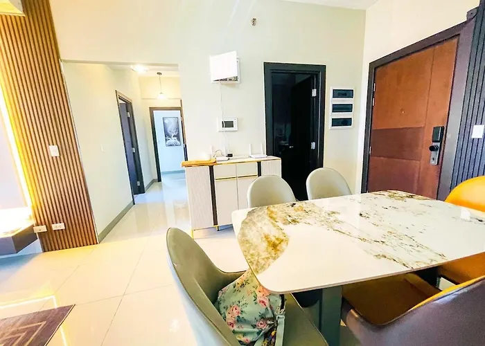 Apartamento Ultra-luxury 3br Penthouse In Uptown Bgc *